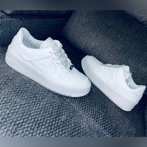 Nike Air Force 1 Sage Low, Women’s size 9